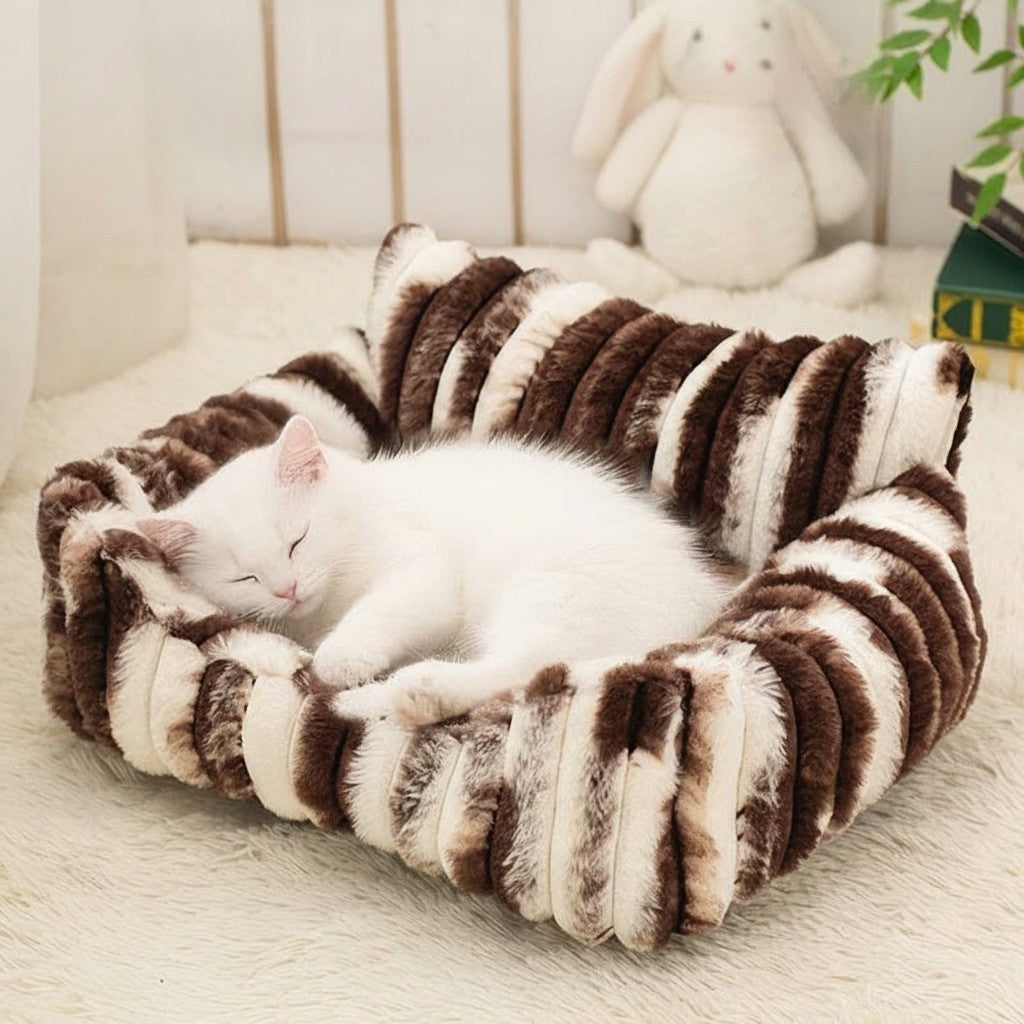Plush Ribbed Pet Sofa Bed detail